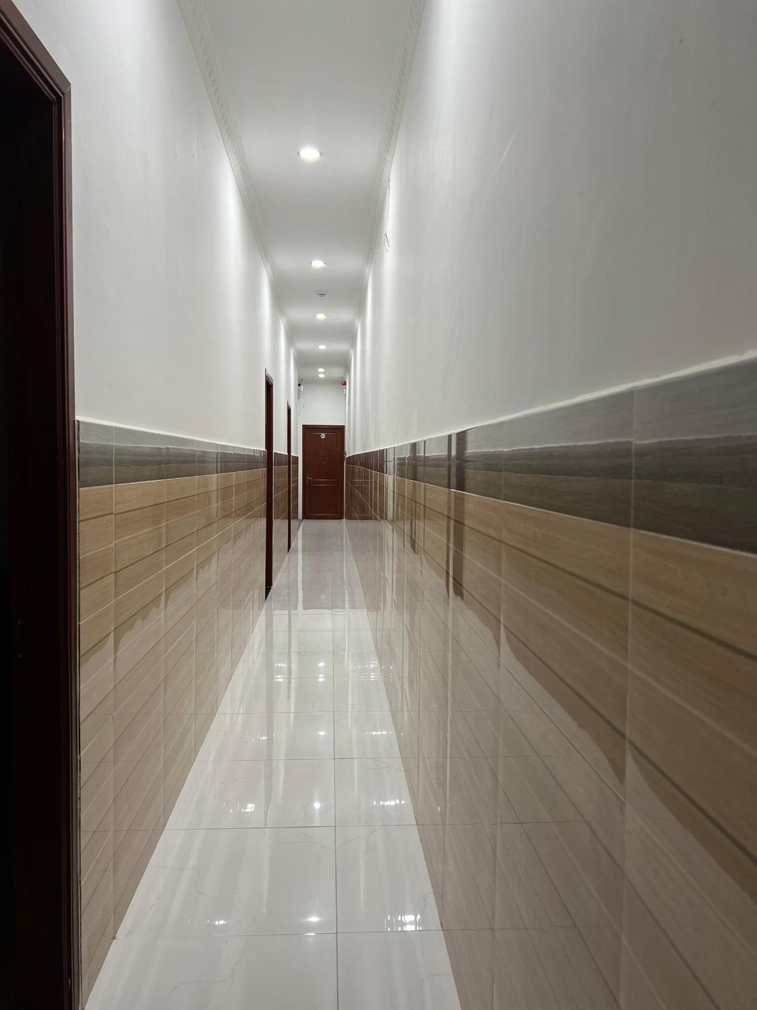 Nhan Tay Hostel 芹苴 外观 照片